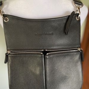 longchamp. cross. body/
